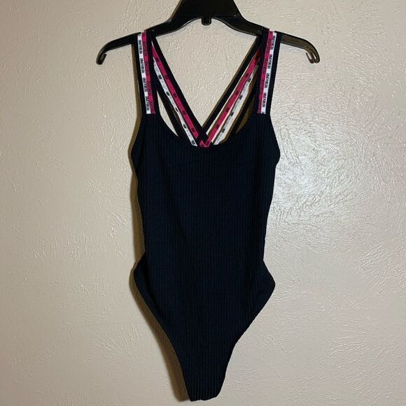 VS Strappy black neon bodysuit - Picture 4 of 7